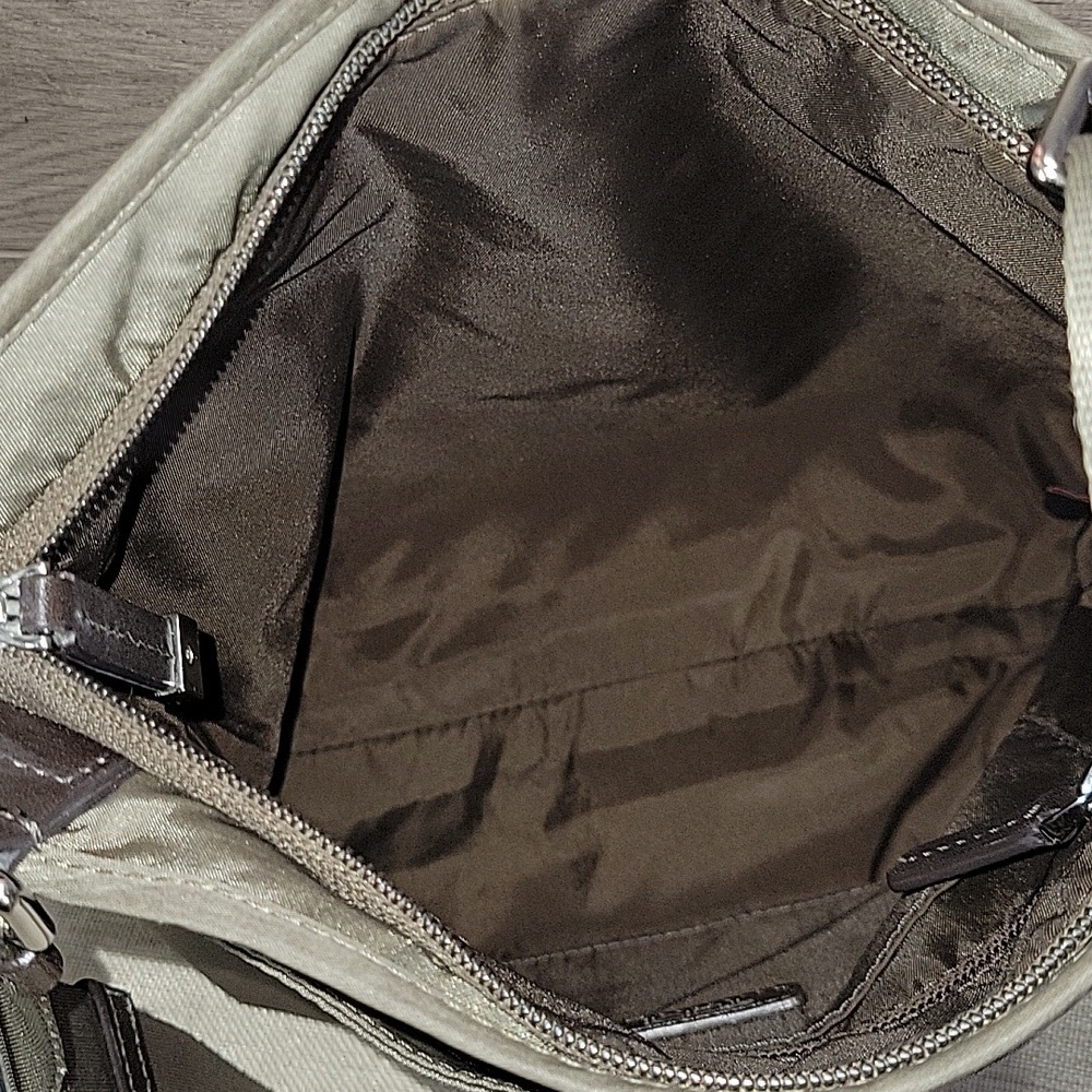 Tumi Olive Green Nylon Crossbody Shoulder Bag - Picture 11 of 16